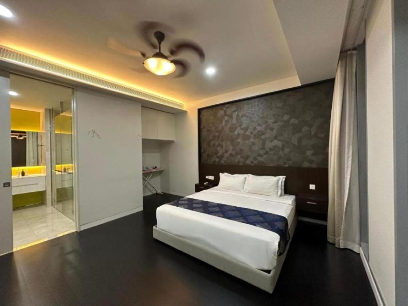 Tropicana The Serviced Klcc Pangsapuri *