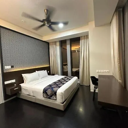 Tropicana The Residence Serviced Apartment Klcc Kuala Lumpur Luaran gambar